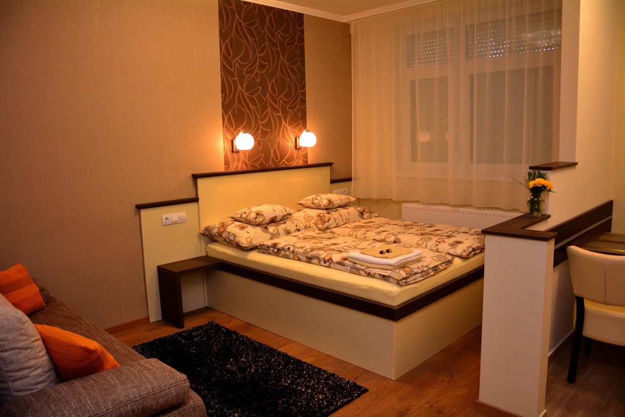 Bodza Apartmanok Eger Esterno foto